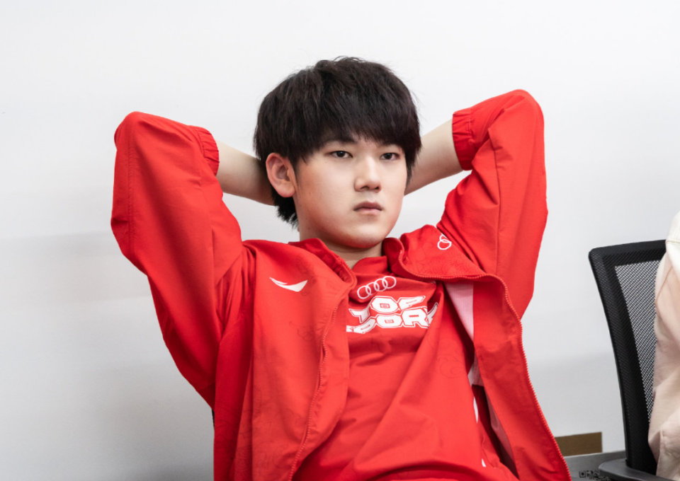 爱游戏手游推荐Ming连续五场比赛得分超过领先优势明显，TES不断突破！的简单介绍