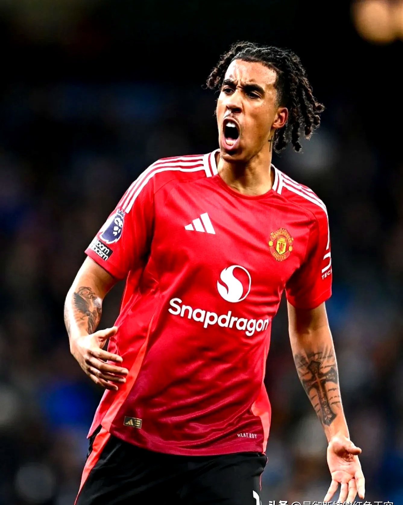 爱游戏TOP10手游转折点！里尔单刀错失，法甲转会期攻防权衡，话题不断，身体对抗强度拉满的简单介绍